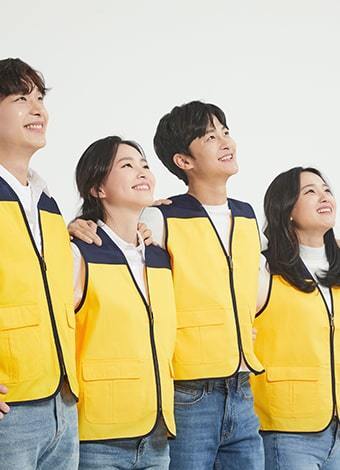 진안군 자원봉사자의 날|진안군 자원봉사자들의 날을 정하여 시상식 및 자원봉사자들을 위한 기념식을 진행하며, 진안군 홍삼 고추장을 직접 담구어 나눔 및 전달을 해드립니다.